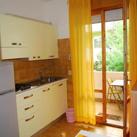 Apartament Renewed Three-room Close To The Bibione