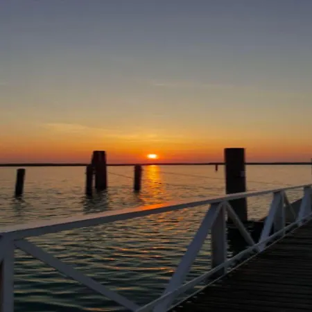 Apartament Renewed Three-room Close To The Bibione
